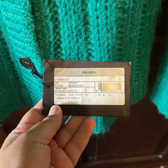 Prada sweater - Picture 4 of 11